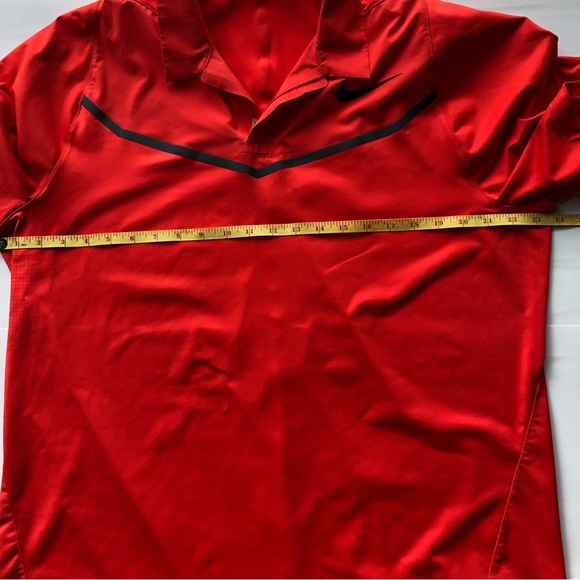NIKE Dri Fit Tiger Woods Collection Polo Men’s Size Large 1/4 Zip Red - Picture 7 of 9